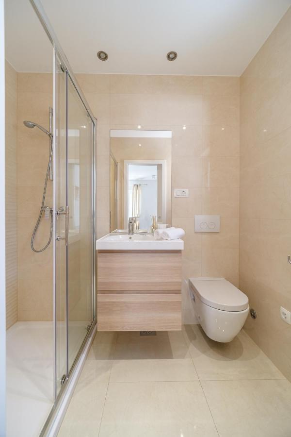 Villa Tm With Private Heated Pool, Poolhouse & Private Garage Milna  Exterior foto