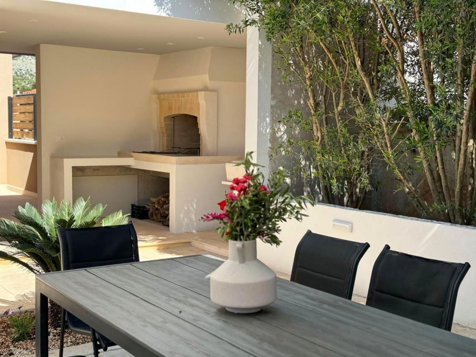 Villa Tm With Private Heated Pool, Poolhouse & Private Garage Milna  Exterior foto
