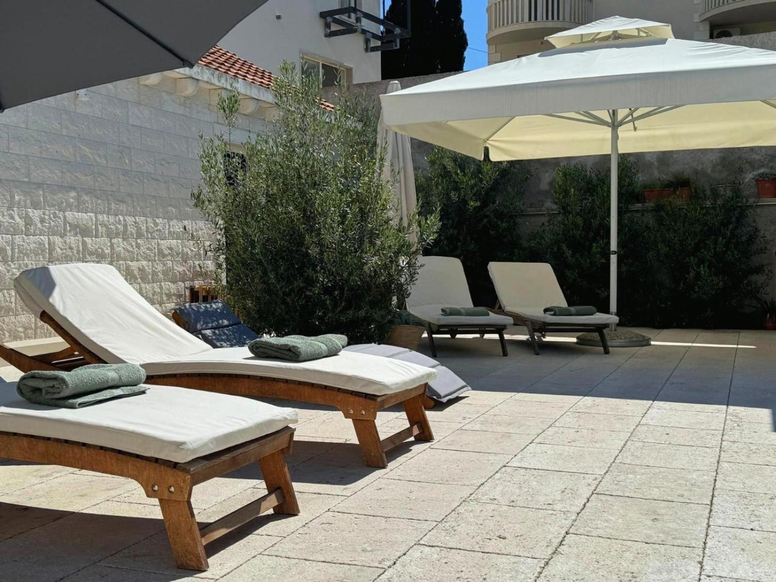 Villa Tm With Private Heated Pool, Poolhouse & Private Garage Milna  Exterior foto